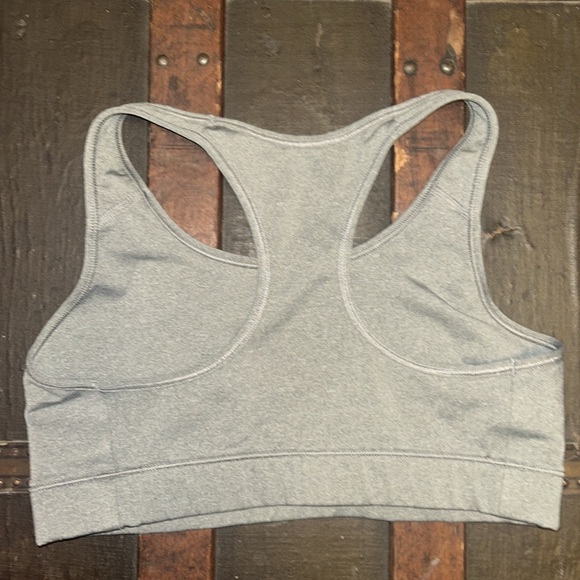 Nike Sports Bra bundle of 3; medium - Picture 7 of 7